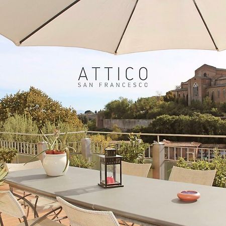דירות סיינה Attico San Francesco מראה חיצוני תמונה